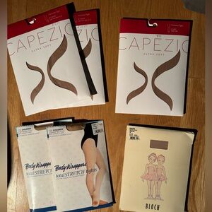 6 pairs of brand new tan children’s tights: Capezio, Bloch, Body Wrappers